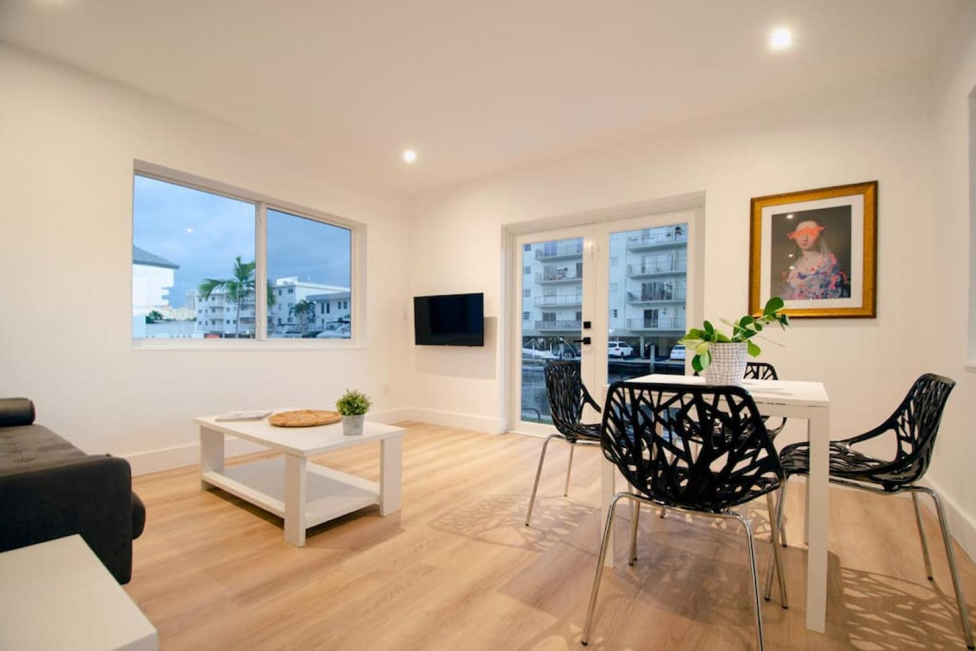 Casa Canal North Miami Beach Εξωτερικό φωτογραφία